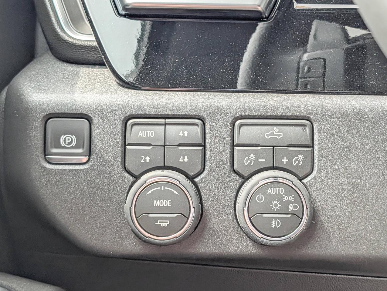 2026 Chevrolet Silverado 1500 LT Trail Boss Photo