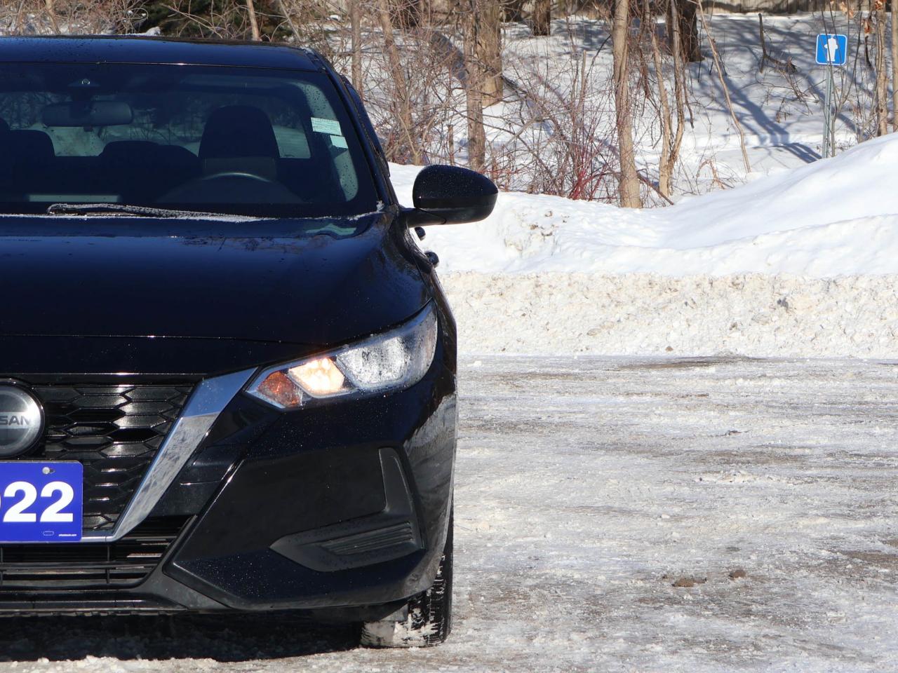 2022 Nissan Sentra S Photo