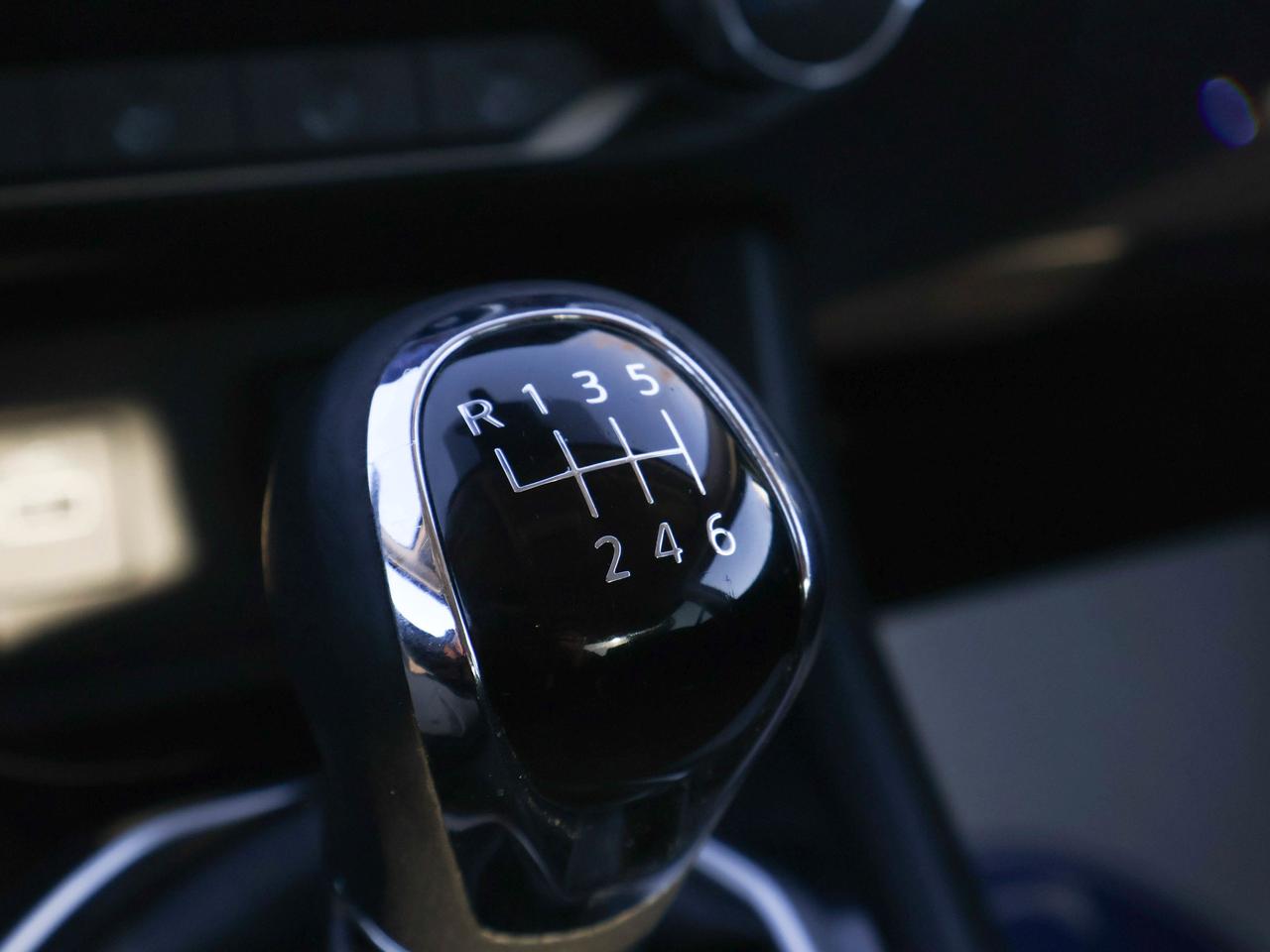 2022 Nissan Sentra S Photo