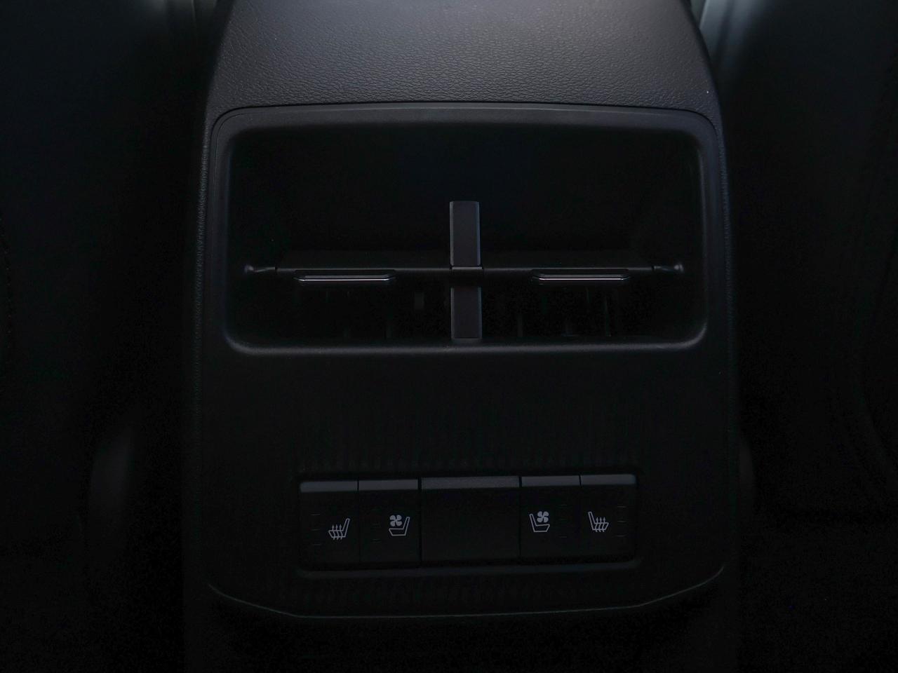 2024 Jeep Wagoneer S Launch Edition Photo