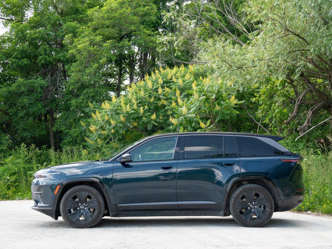 2024 Jeep Wagoneer S Launch Edition Photo