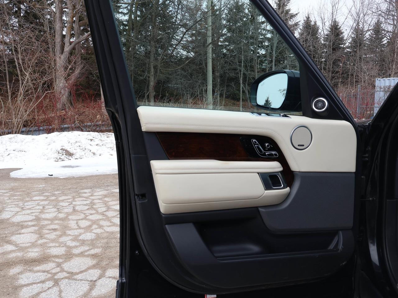 2021 Land Rover Range Rover HSE Photo