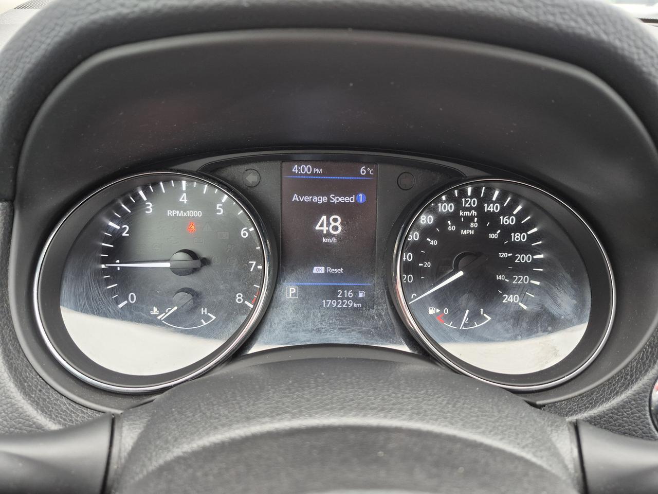 2018 Nissan Rogue SV Photo