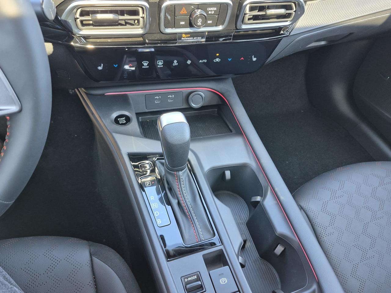 2026 Nissan Sentra SR Premium Photo