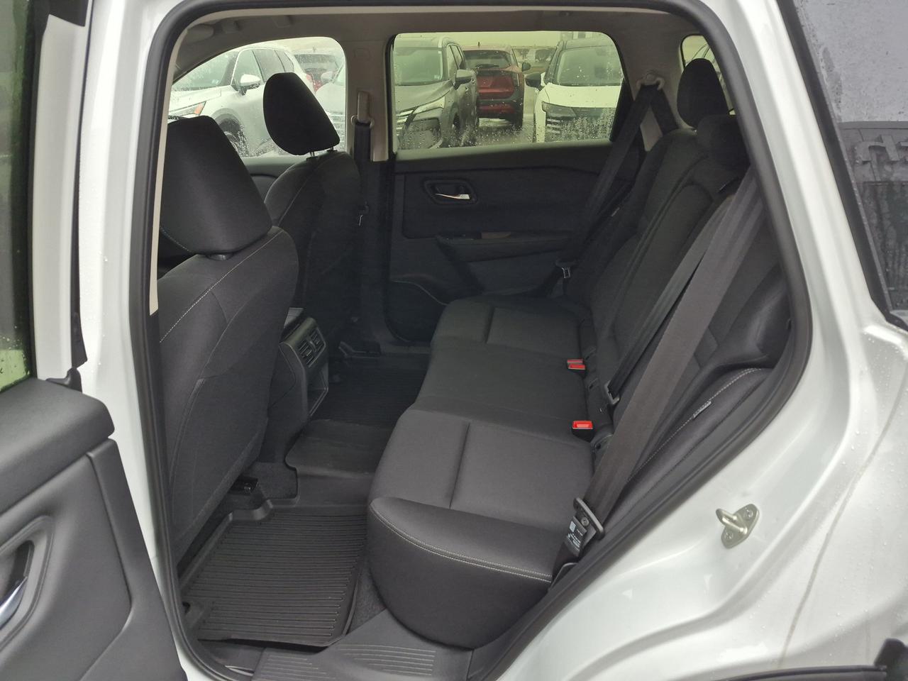 2026 Nissan Rogue S Photo