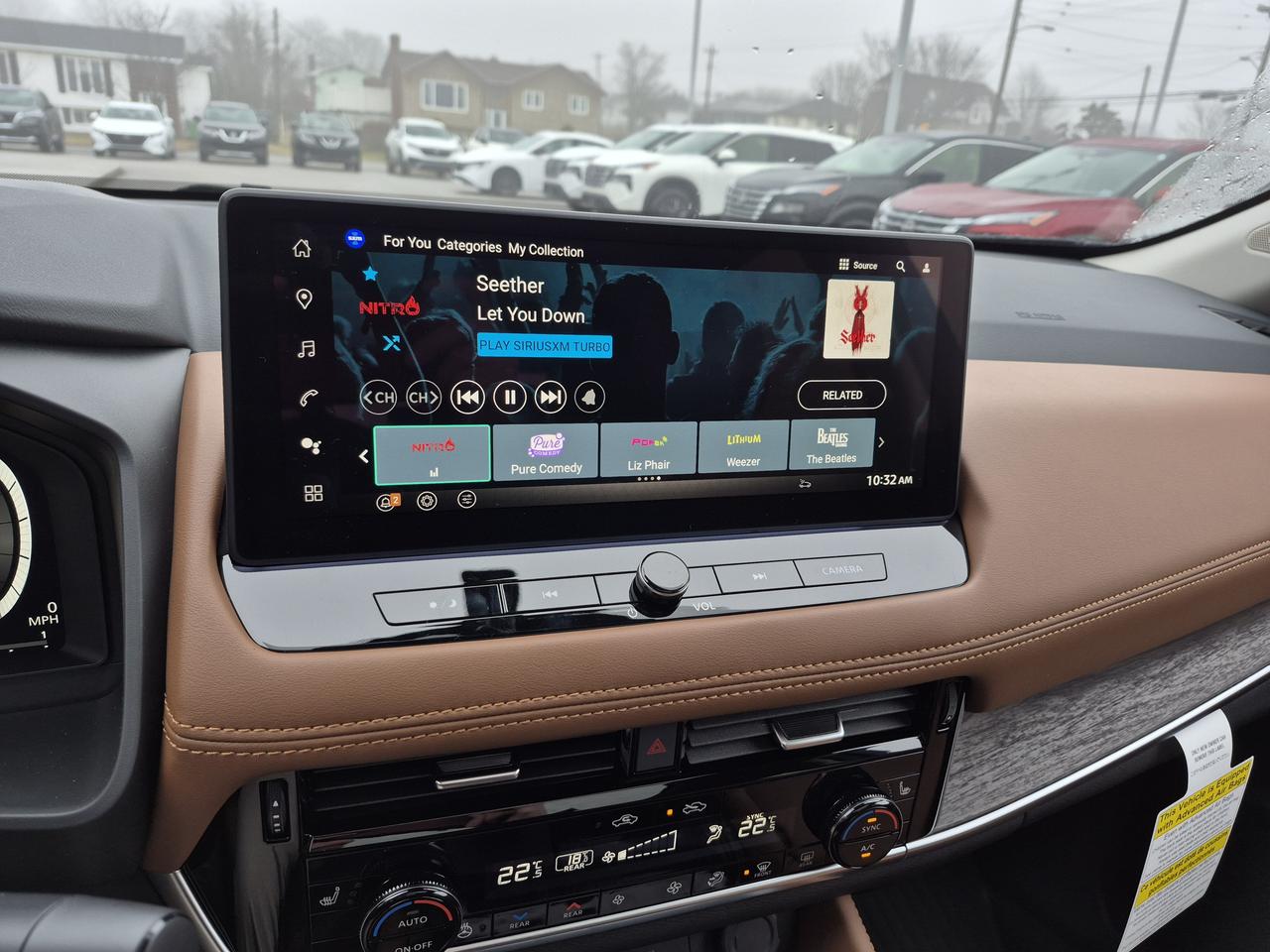 2026 Nissan Rogue Platinum Photo