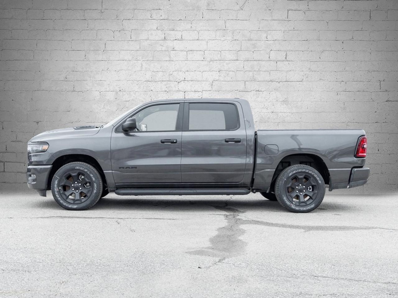 2026 RAM 1500 Express Photo