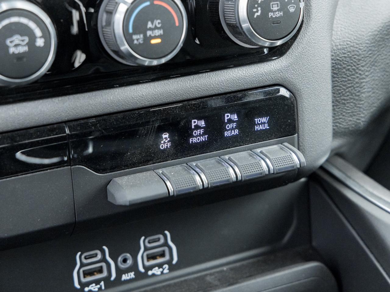 2026 RAM 1500 Express Photo