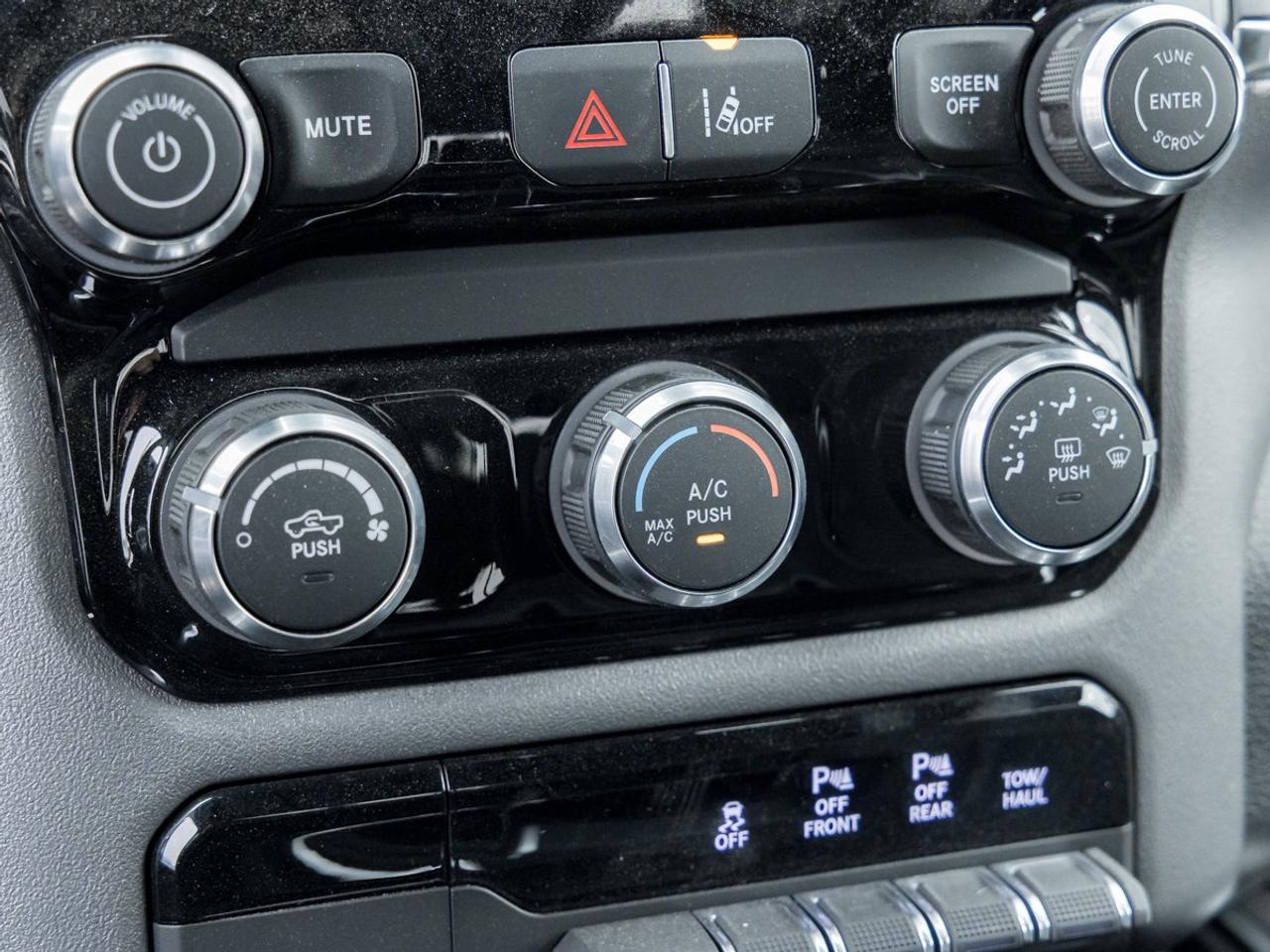 2026 RAM 1500 Express Photo