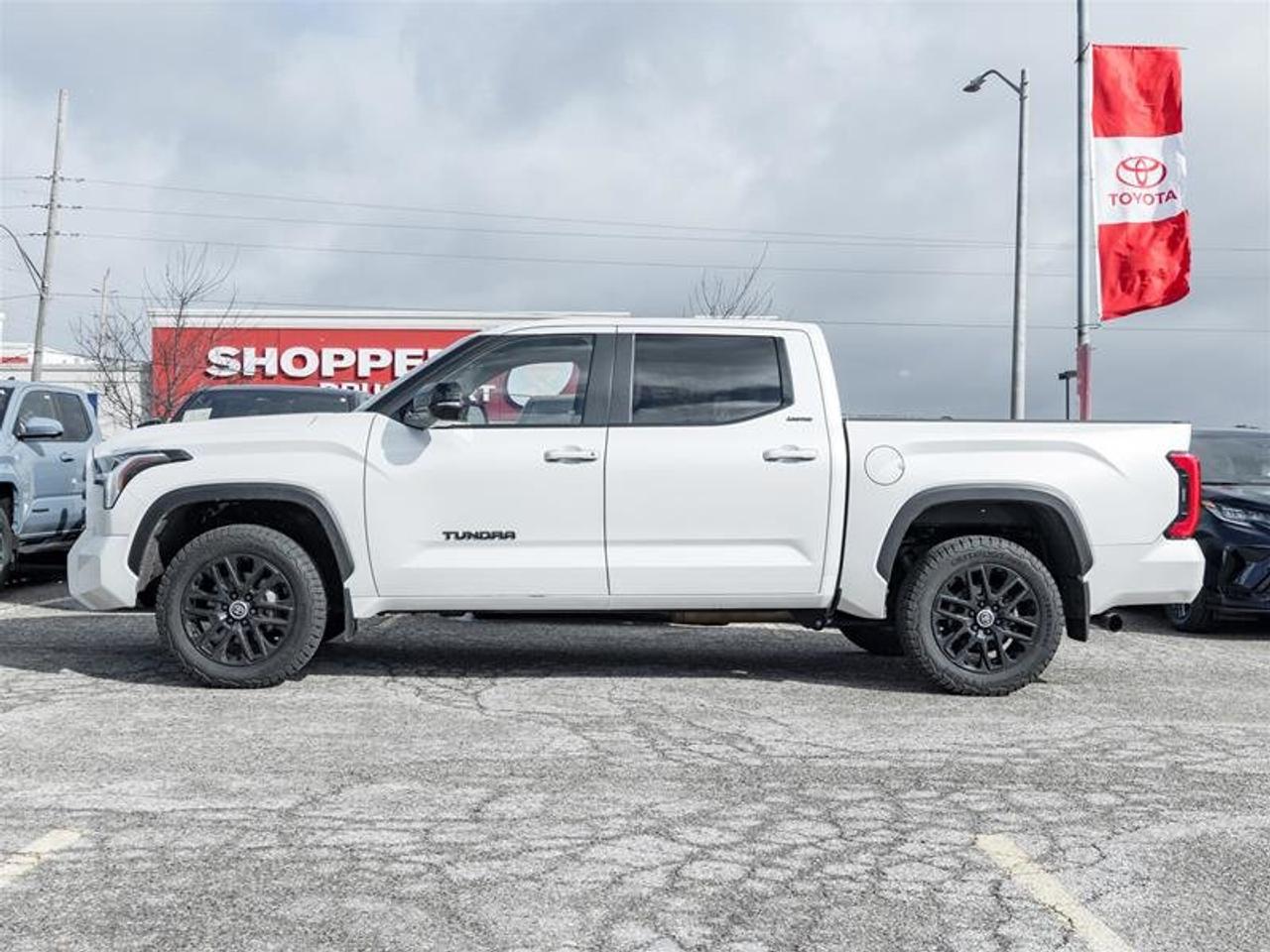 2024 Toyota Tundra 4X4 Tundra CrewMax Limited Vented Seats| Backup Camera| Pano Sunroof| Memory Seats| Wireless Charging| Limited Photo2