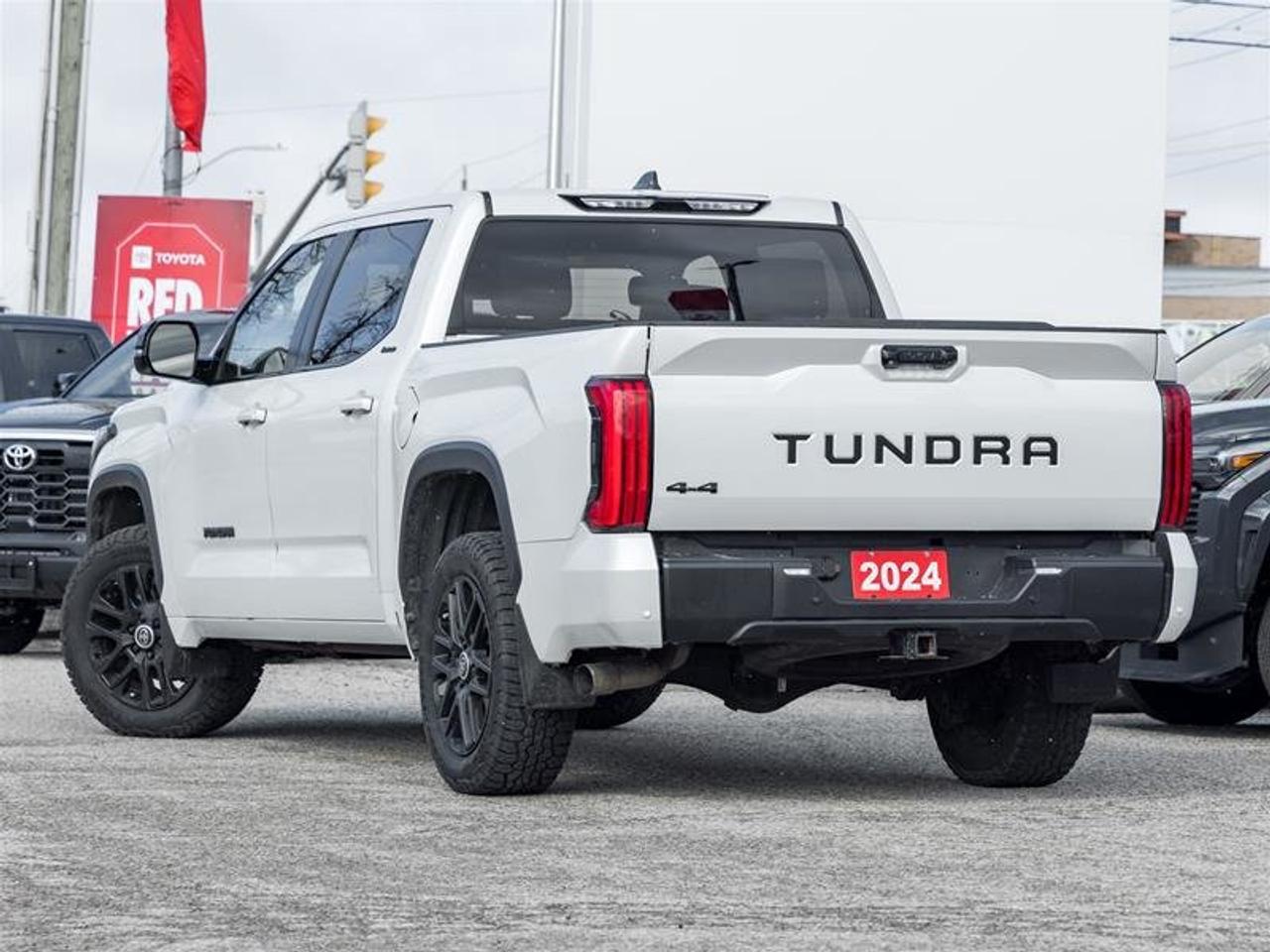 2024 Toyota Tundra 4X4 Tundra CrewMax Limited Vented Seats| Backup Camera| Pano Sunroof| Memory Seats| Wireless Charging| Limited Photo4