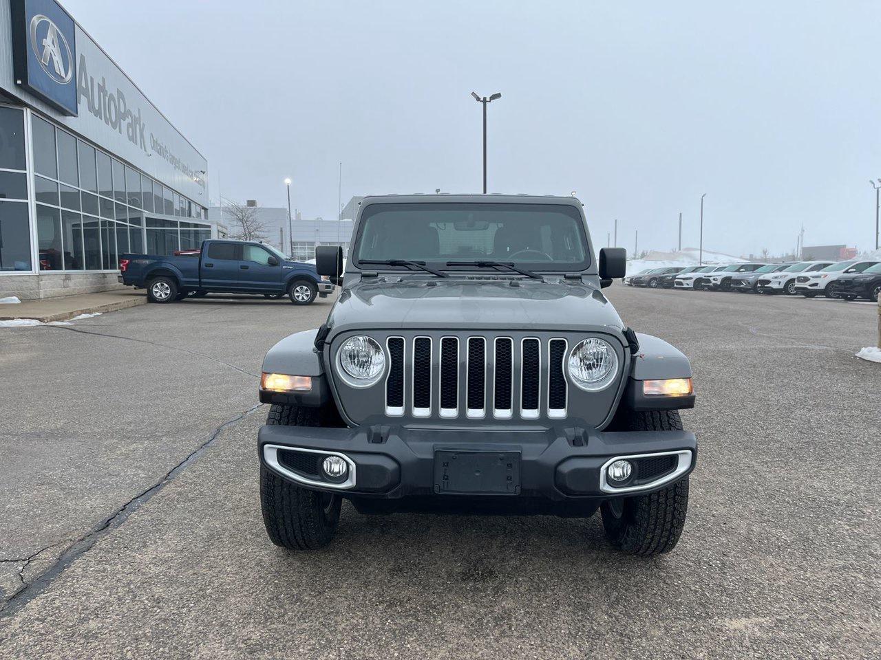 2022 Jeep Wrangler Unlimited Sahara 4X4 Photo2