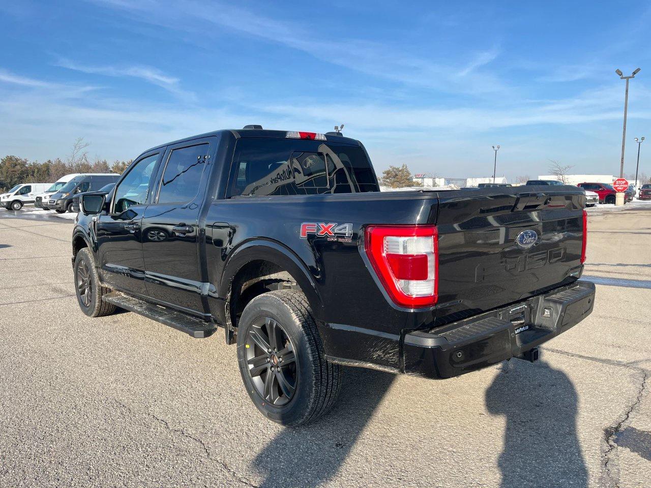 2022 Ford F-150 Lariat 4WD SuperCrew 5.5' Box Photo