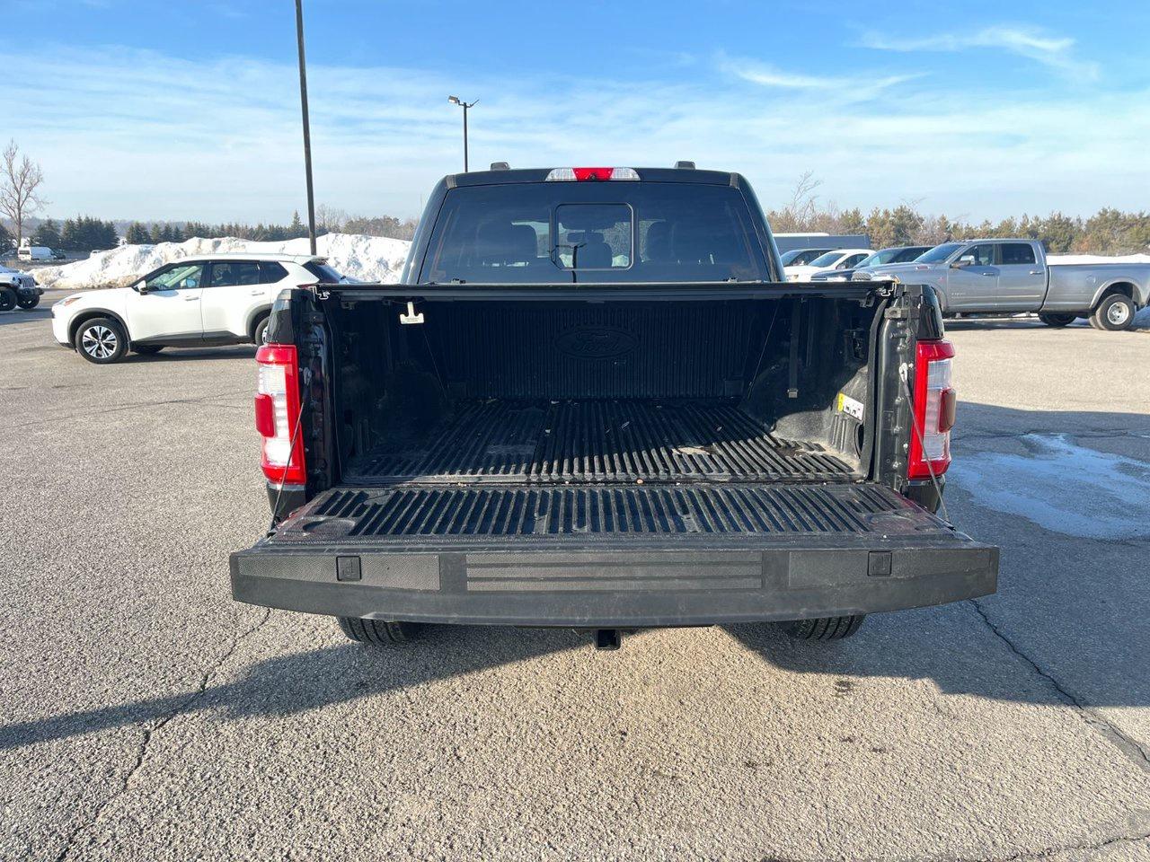 2022 Ford F-150 Lariat 4WD SuperCrew 5.5' Box Photo