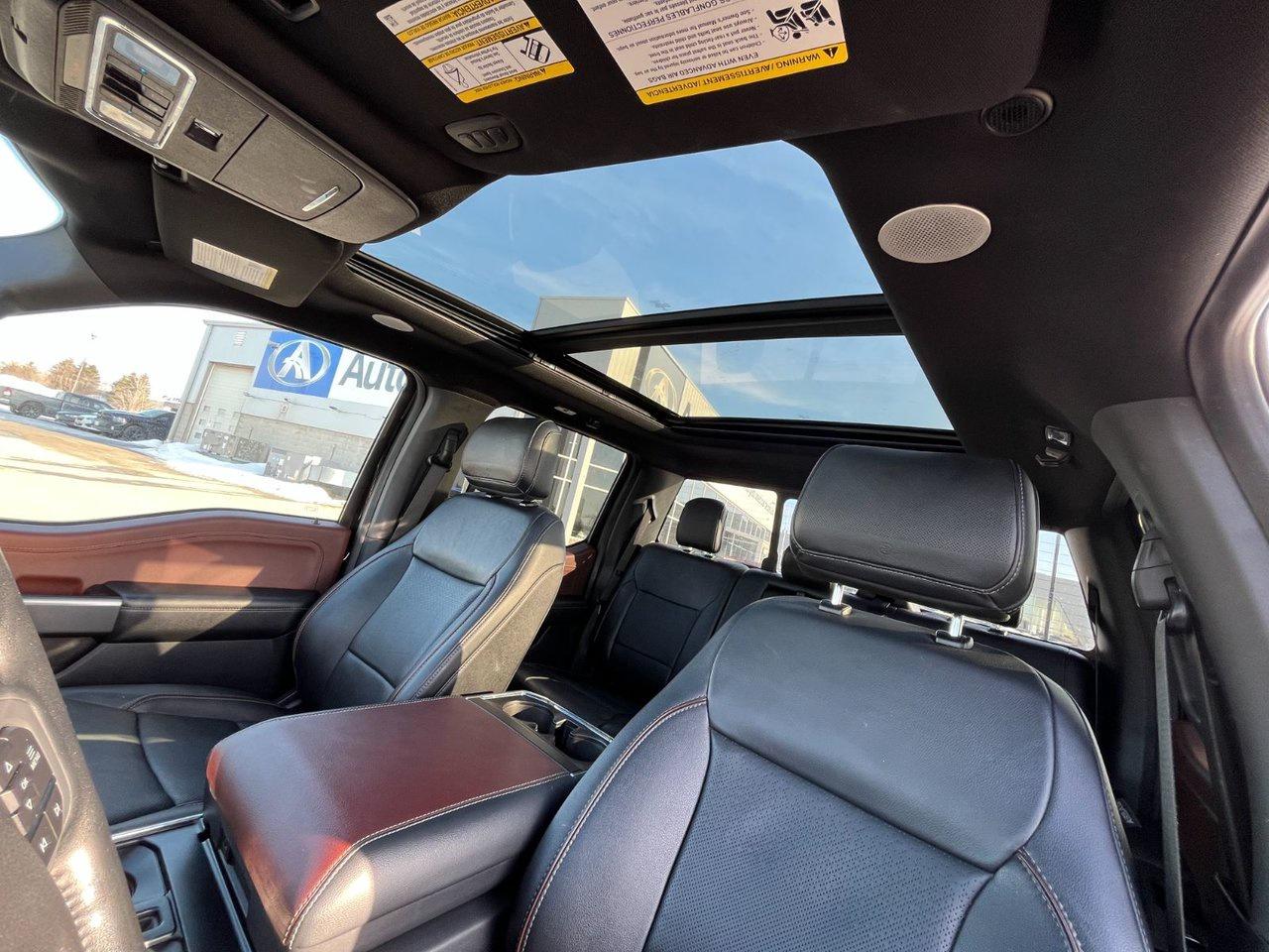 2022 Ford F-150 Lariat 4WD SuperCrew 5.5' Box Photo