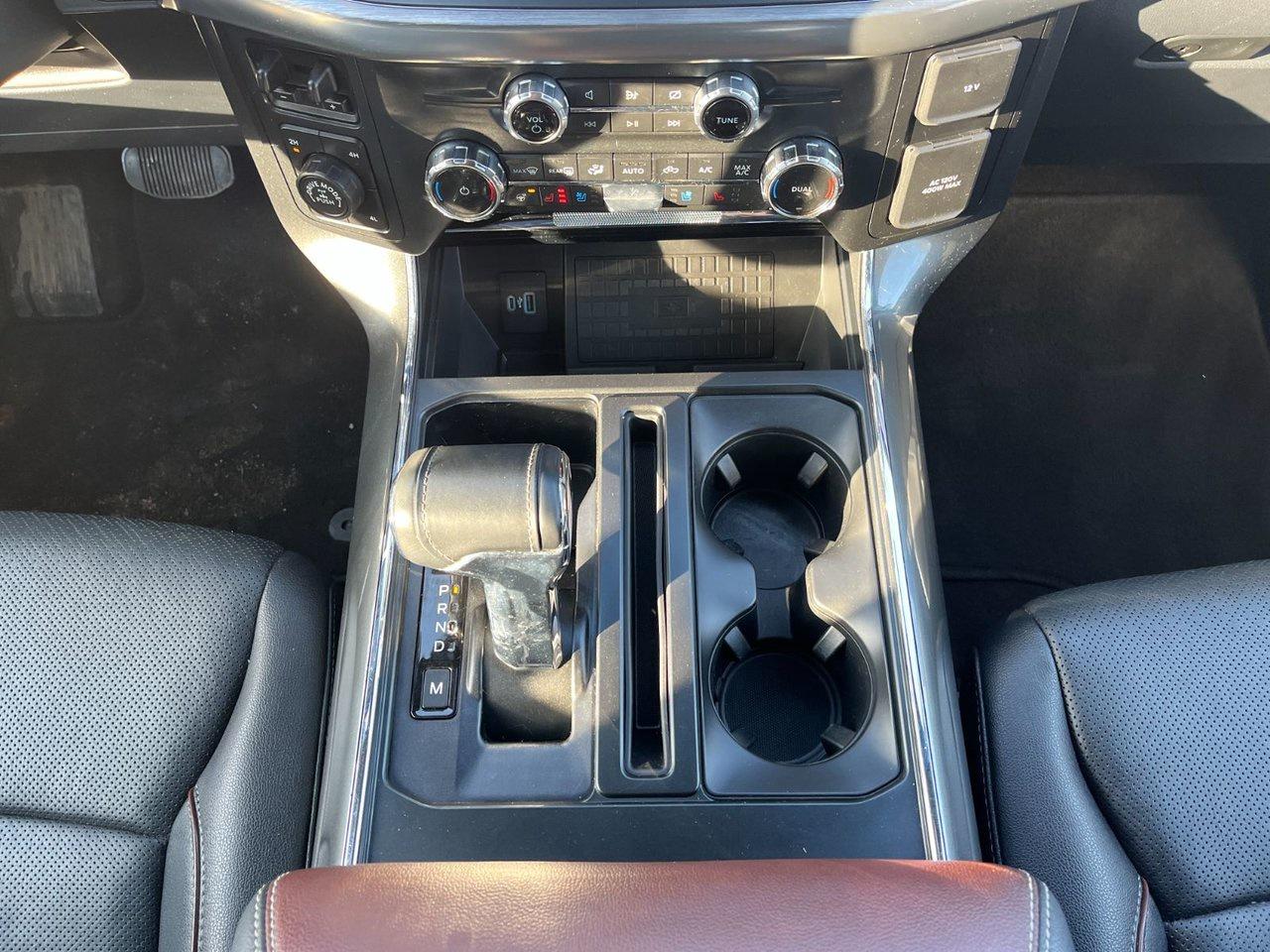 2022 Ford F-150 Lariat 4WD SuperCrew 5.5' Box Photo