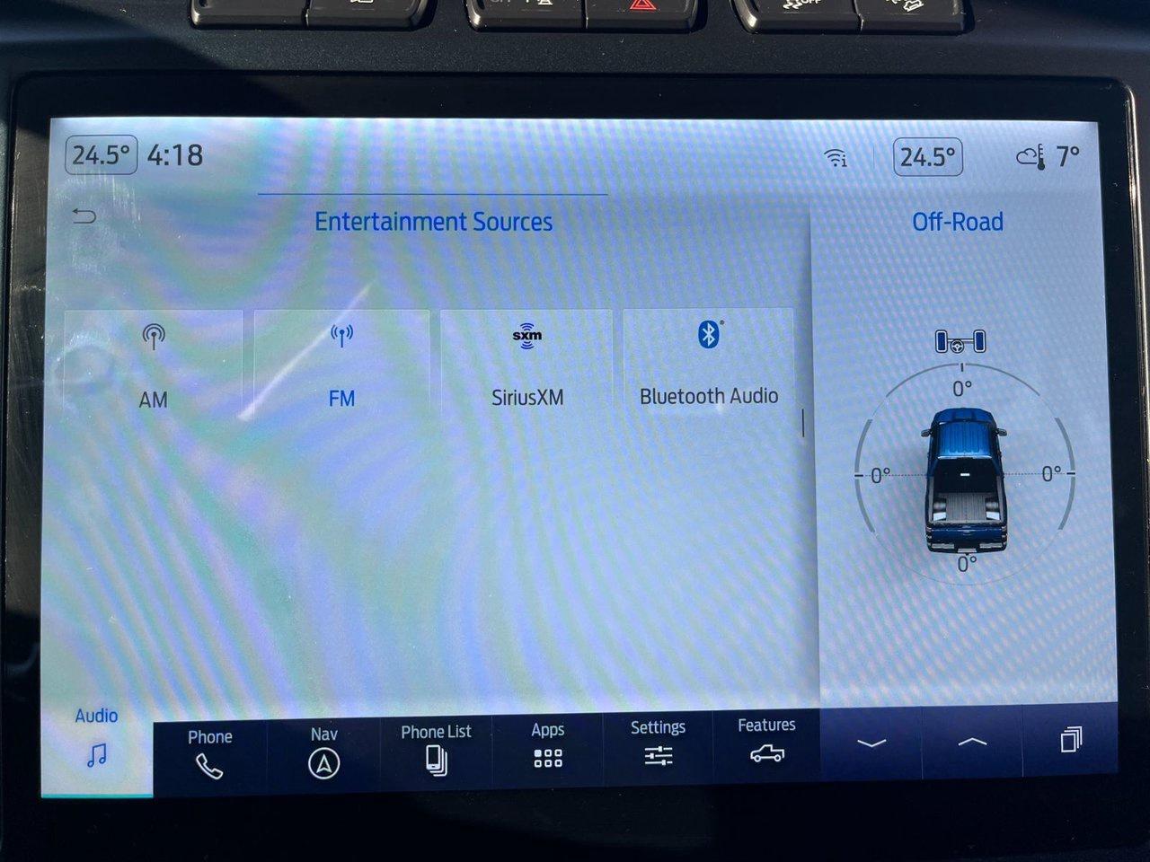 2022 Ford F-150 Lariat 4WD SuperCrew 5.5' Box Photo