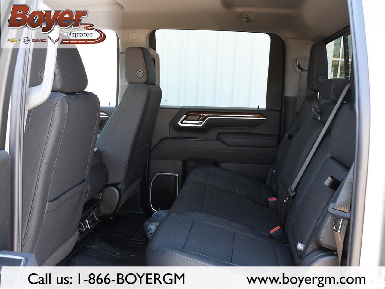 2026 GMC Sierra 2500 HD Crew Cab Standard Box 4-Wheel Drive SLE Photo