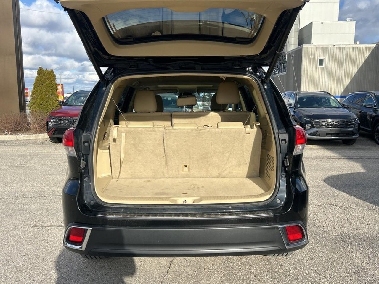 2019 Toyota Highlander HYBRID XLE Photo