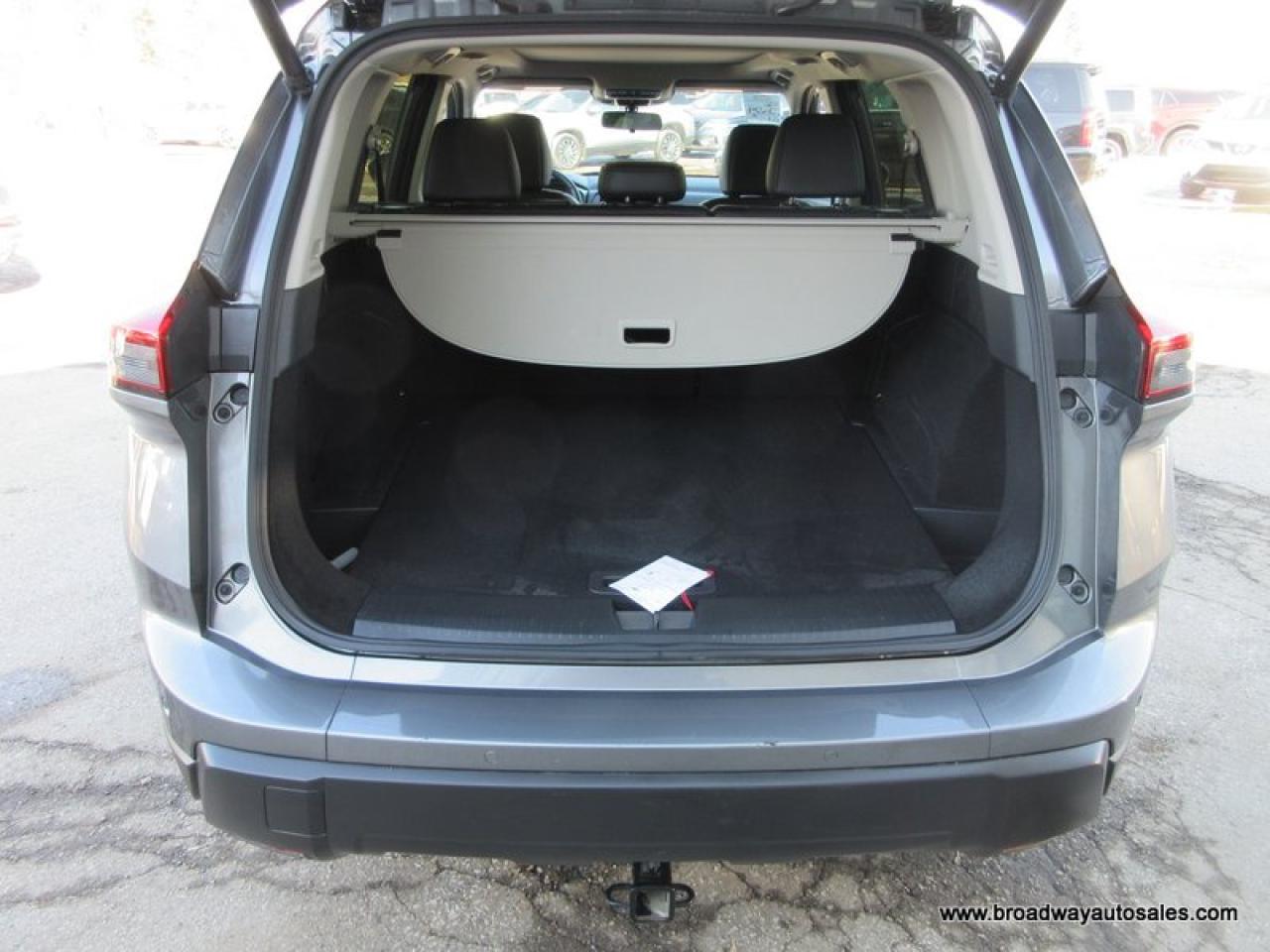 2024 Nissan Rogue ALL-WHEEL DRIVE SV-PACKAGE 5 PASSENGER 2.5L - DOHC.. LEATHER.. HEATED SEATS & WHEEL.. PANORAMIC SUNROOF.. POWER TAILGATE.. BACK-UP CAMERA.. Photo