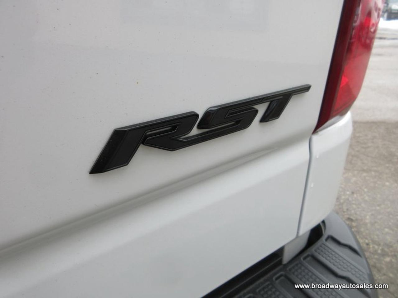 2023 Chevrolet Silverado 1500 LOADED RST-Z71-MODEL 5 PASSENGER 5.3L - V8.. 4X4.. CREW-CAB.. SHORTY.. LEATHER.. HEATED SEATS & WHEEL.. BACK-UP CAMERA.. POWER SUNROOF.. Photo