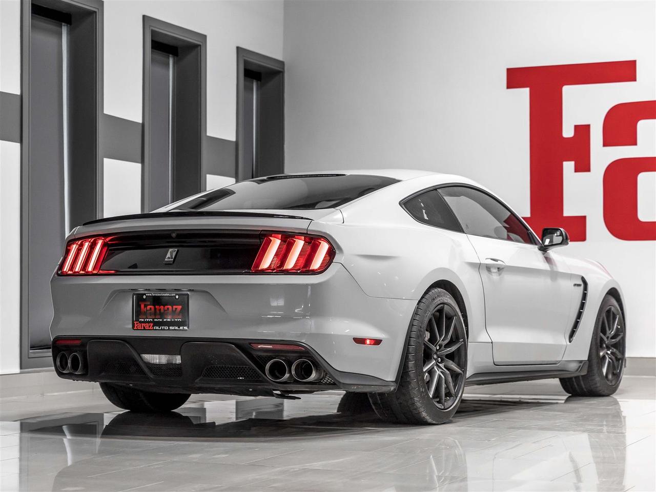 2016 Ford Mustang SHELBY GT350|6SPD|REAR CAM|RECARO|PERF EXHAUST|BREMBO|LOADED Photo4