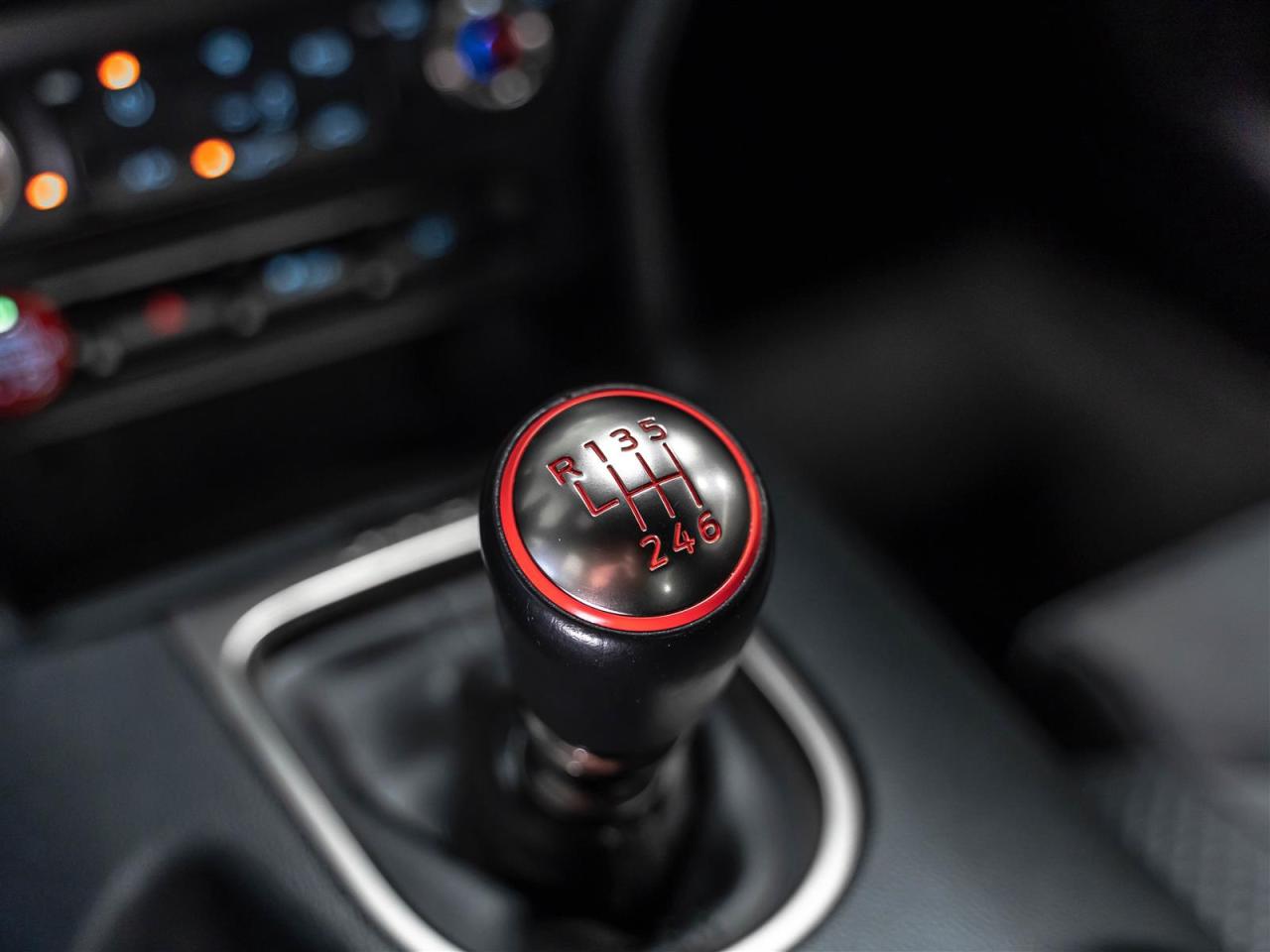 2016 Ford Mustang SHELBY GT350|6SPD|REAR CAM|RECARO|PERF EXHAUST|BREMBO|LOADED Photo