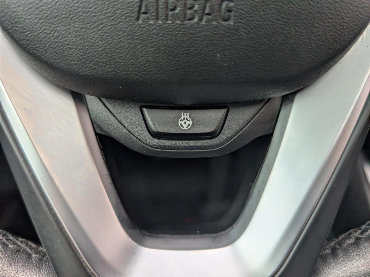 2020 BMW X3 XDRIVE30I - NAVI - PANO ROOF - TECH FEATURES Photo