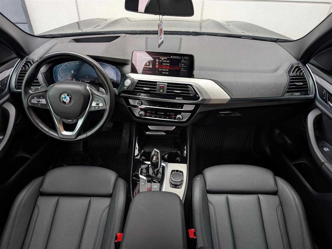 2020 BMW X3 XDRIVE30I - NAVI - PANO ROOF - TECH FEATURES Photo