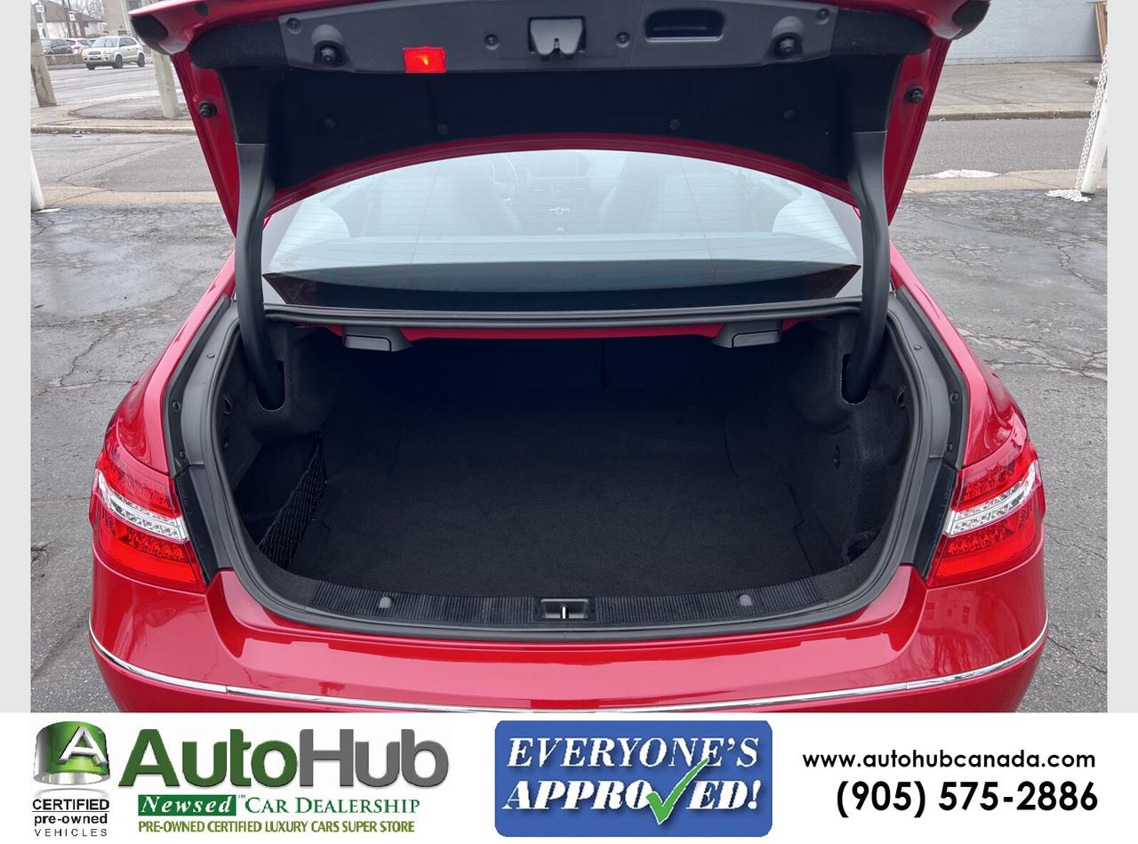 2013 Mercedes-Benz E-Class E350-LEATHER-NAV-PANO.ROOF Photo