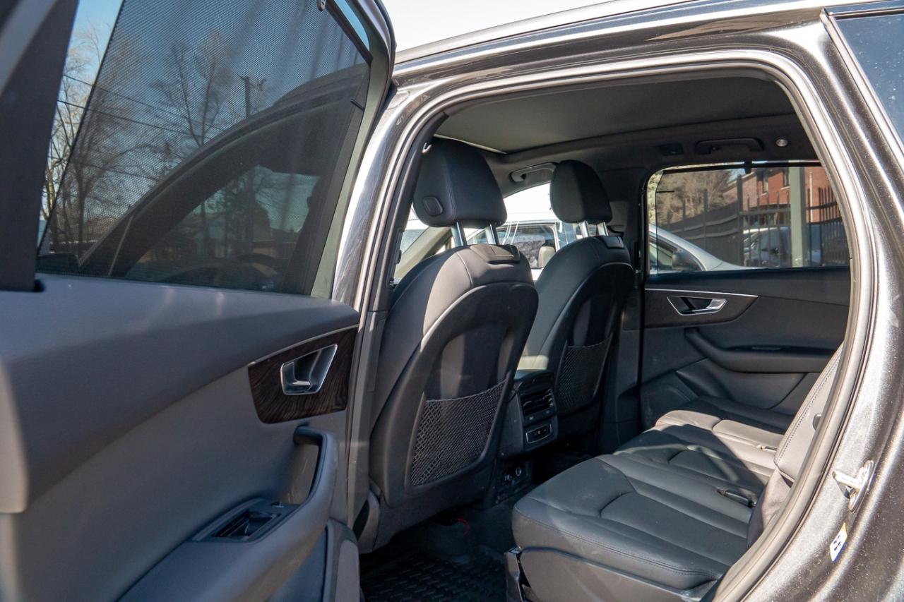 2022 Audi Q7 KOMFORT S-LINE QUATTRO | CLEAN CARFAX | 7 PASS | N Photo