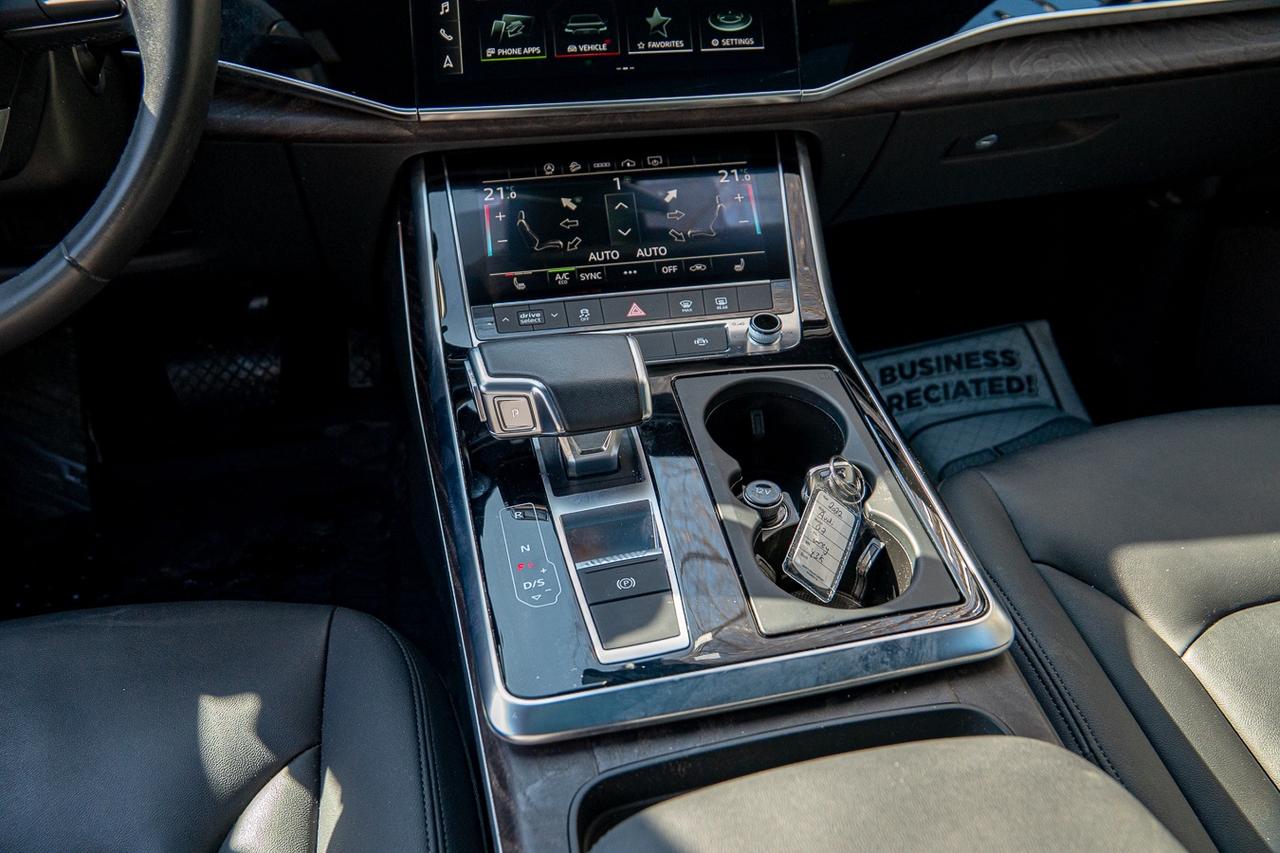 2022 Audi Q7 KOMFORT S-LINE QUATTRO | CLEAN CARFAX | 7 PASS | N Photo