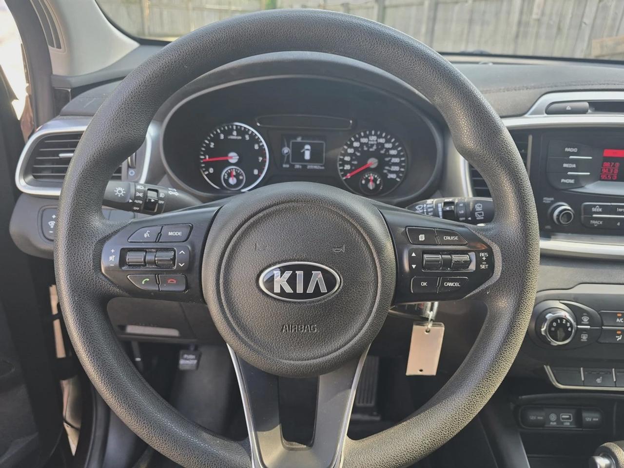 2016 Kia Sorento LX Photo