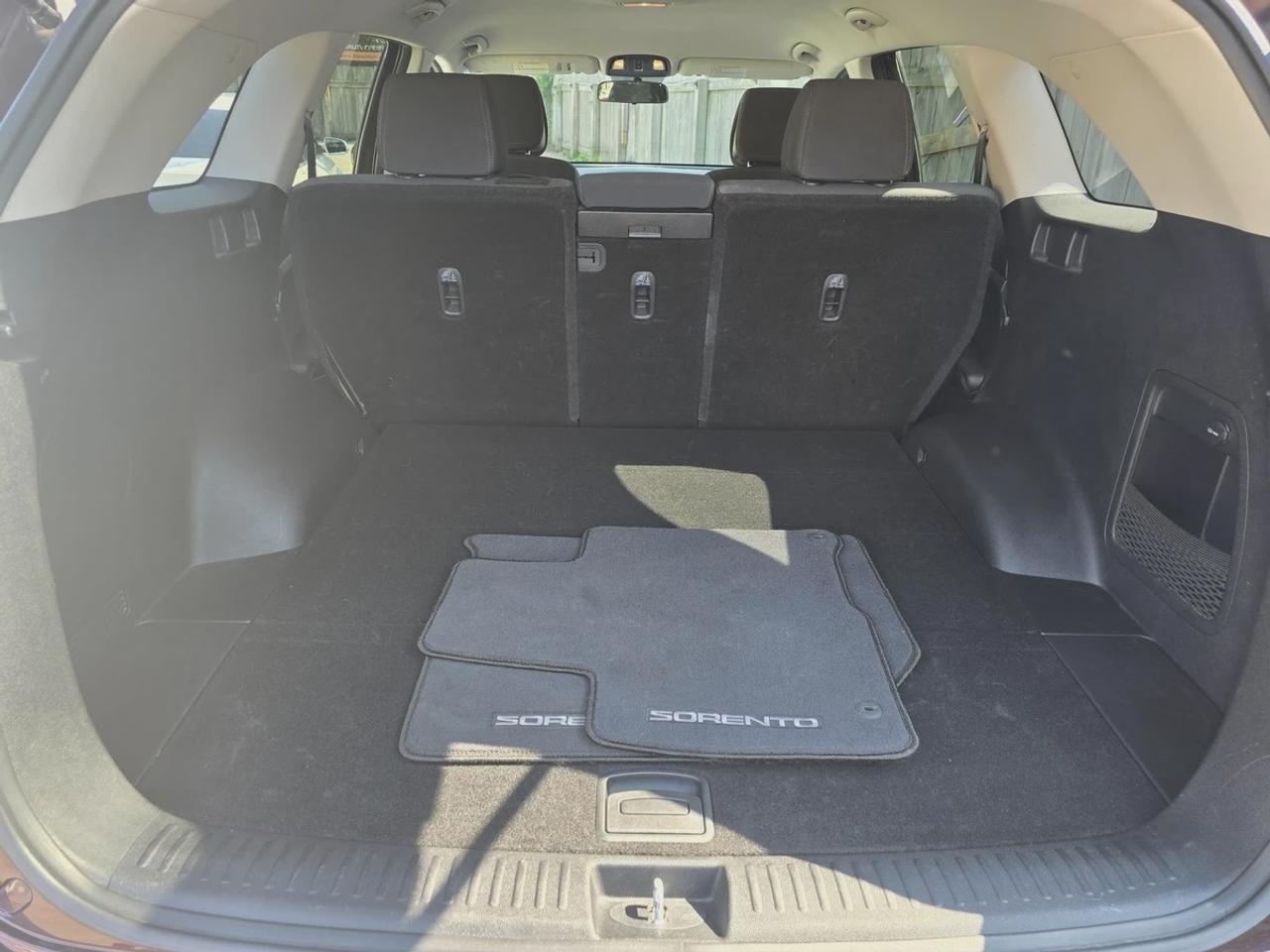 2016 Kia Sorento LX Photo