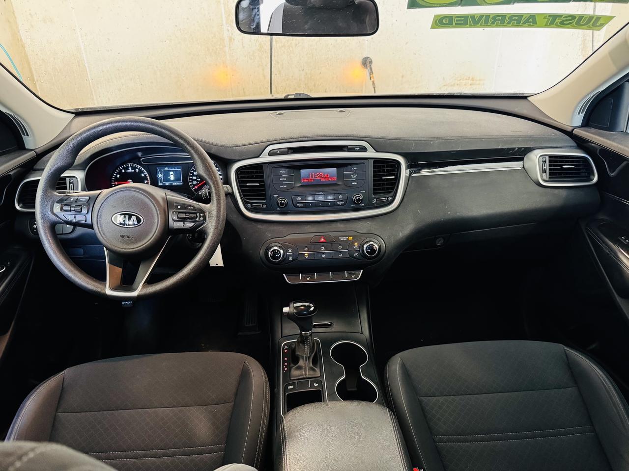 2016 Kia Sorento LX - NO ACCIDENTS - ONE OWNER Photo