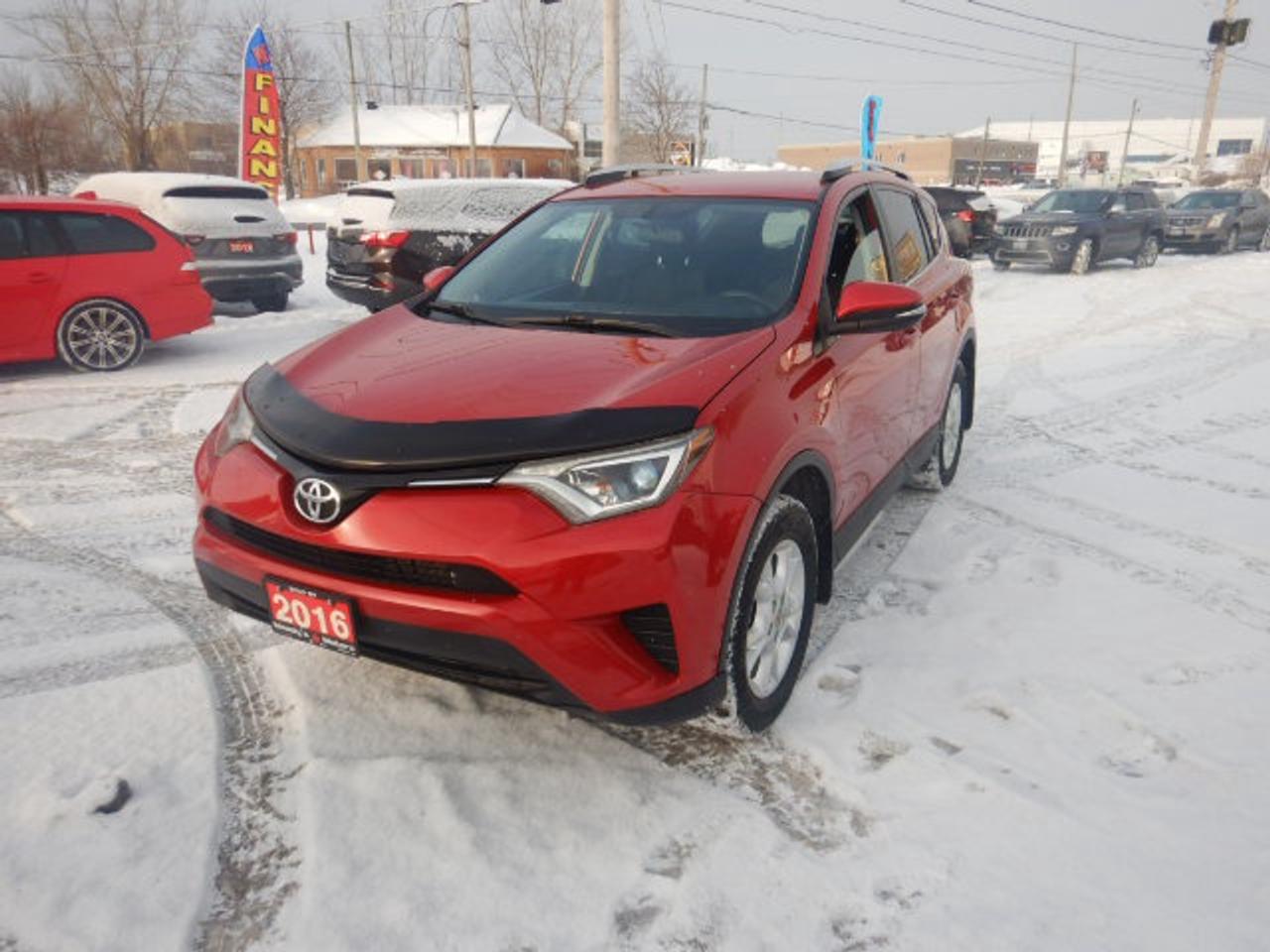 2016 Toyota RAV4 LE Photo