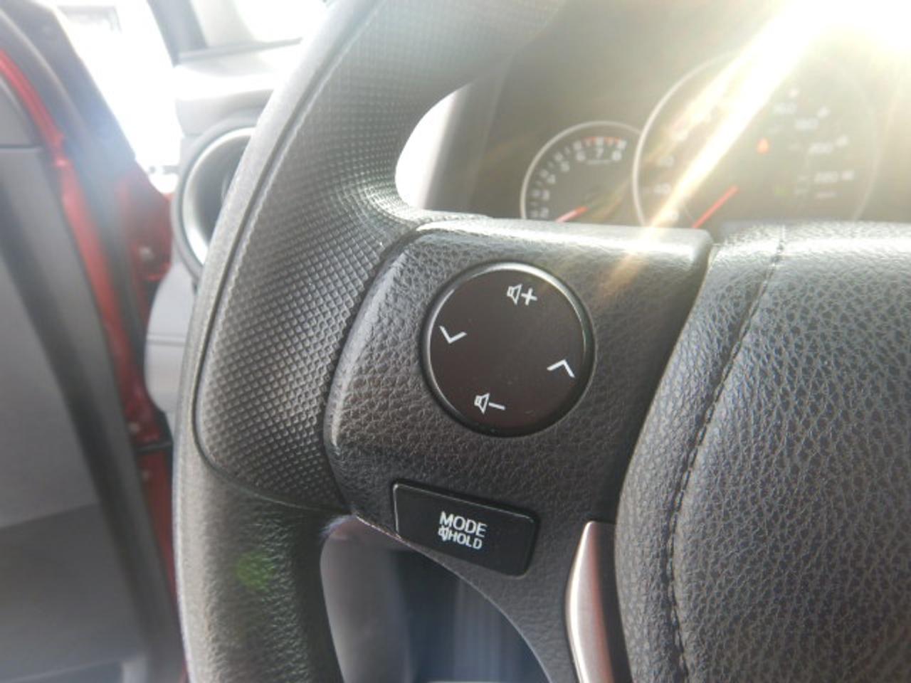 2016 Toyota RAV4 LE Photo