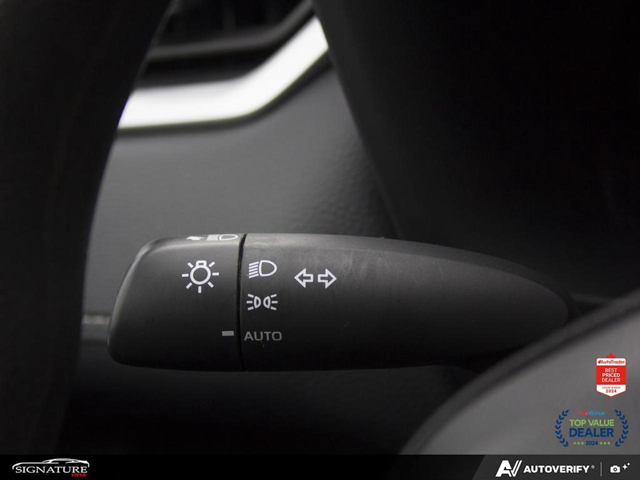 2024 Toyota RAV4 LE AWD No Accident Carplay Lane Assist BSM Photo
