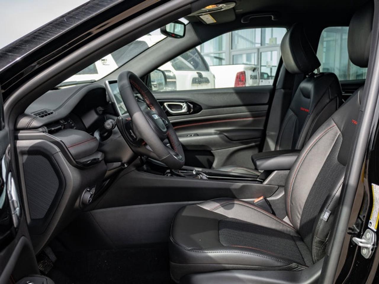 2026 Jeep Compass Trailhawk Photo