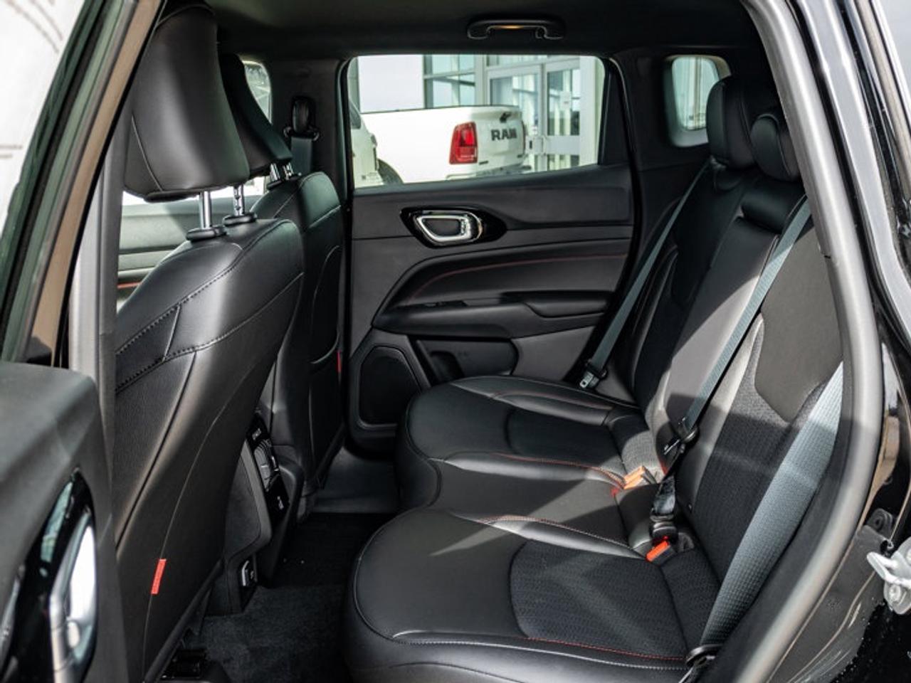 2026 Jeep Compass Trailhawk Photo