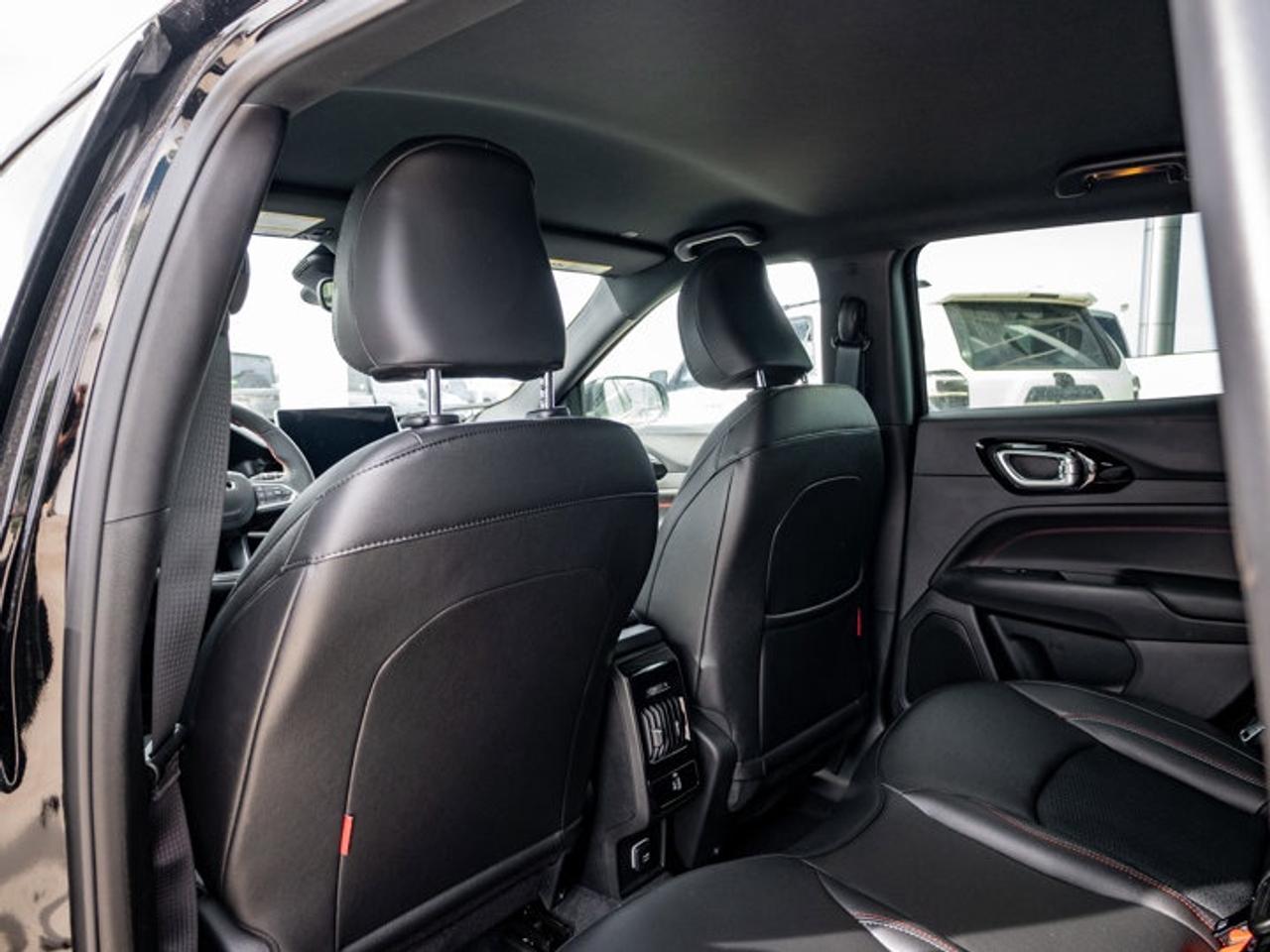 2026 Jeep Compass Trailhawk Photo