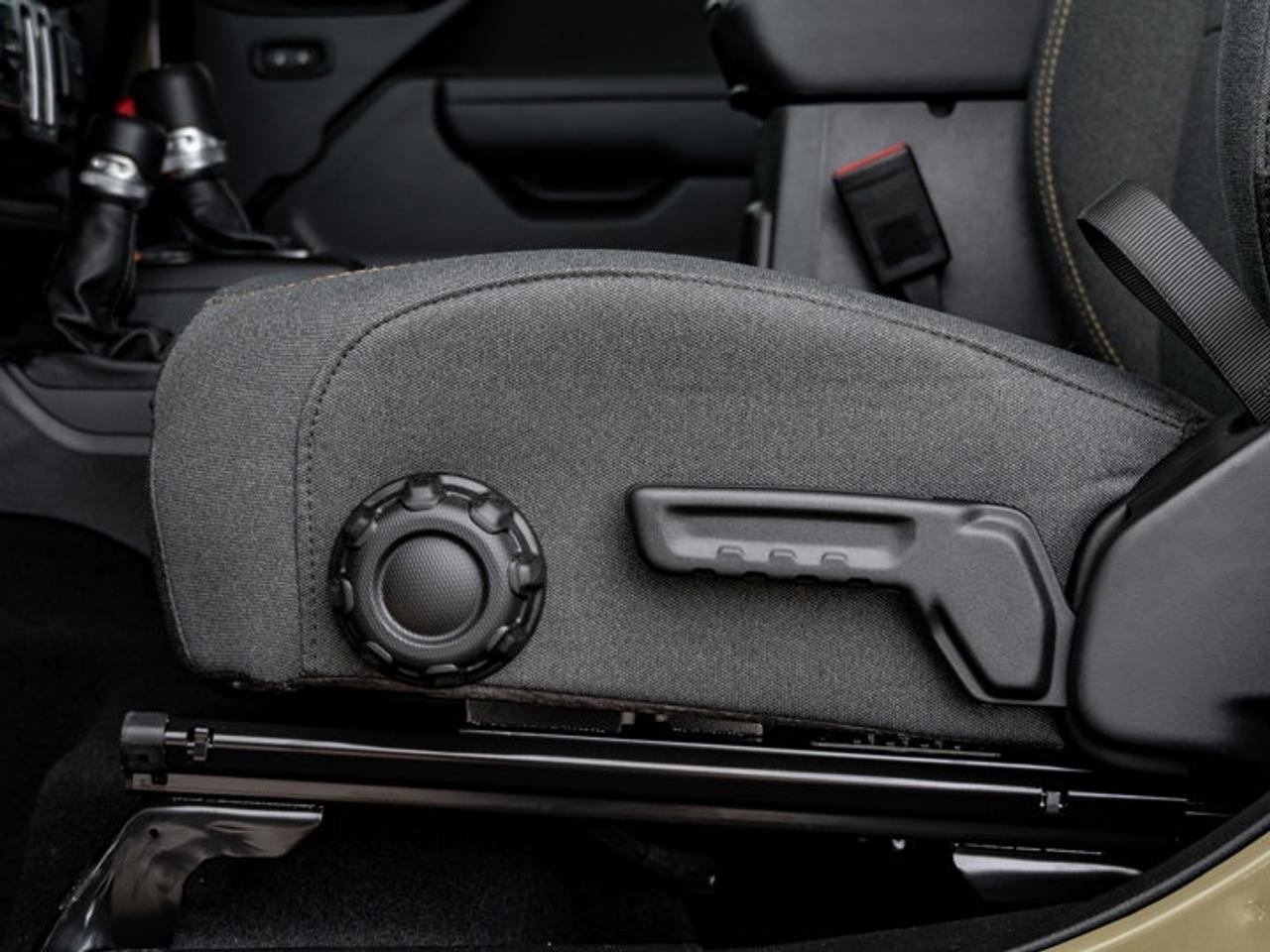 2026 Jeep Wrangler SPORT Photo