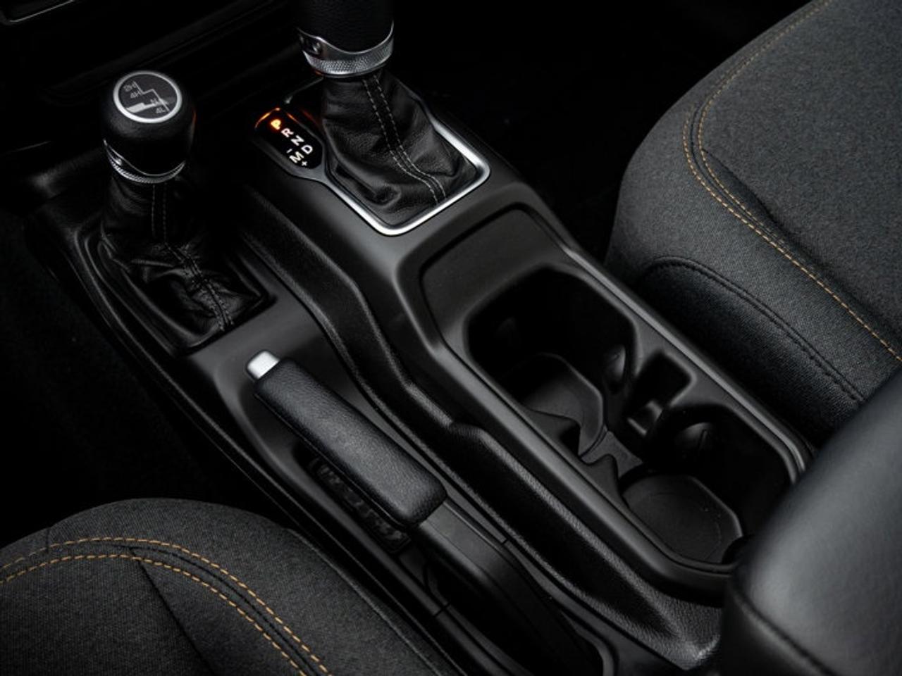 2026 Jeep Wrangler SPORT Photo