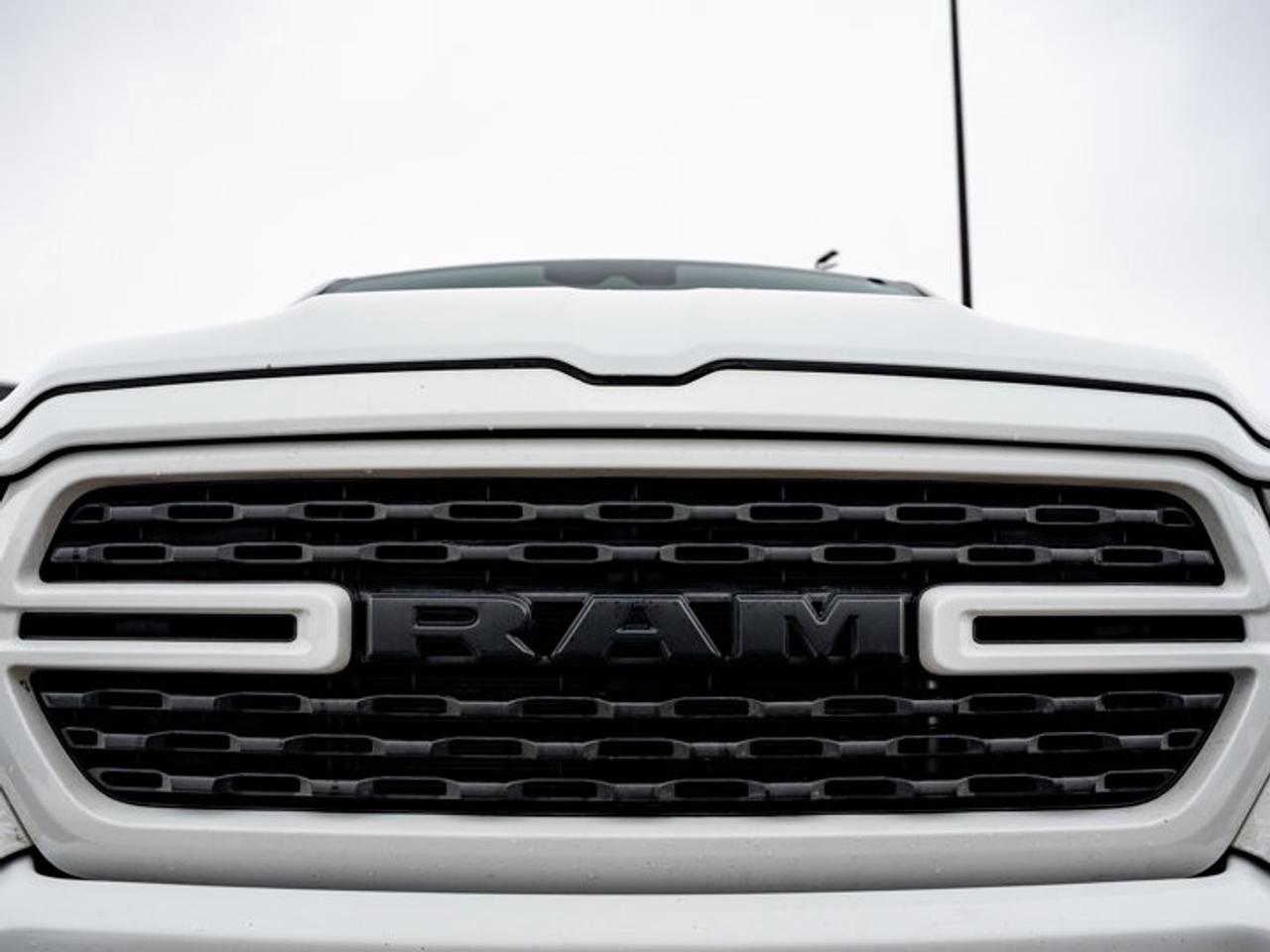 2022 RAM 1500 SPORT Photo