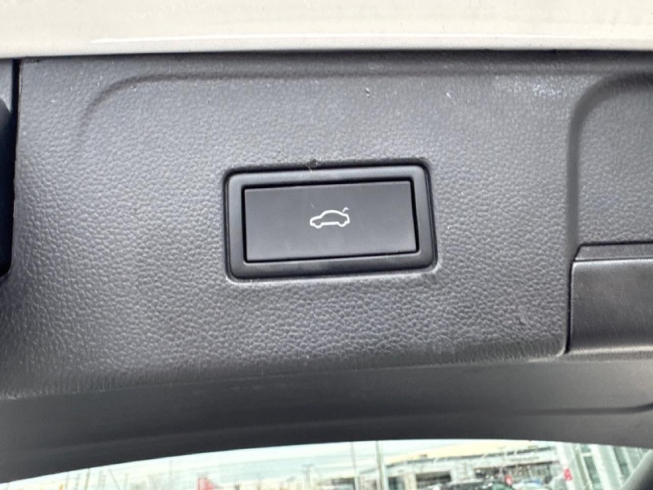 2022 Volkswagen Atlas Highline 3.6 FSI  - Sunroof Photo