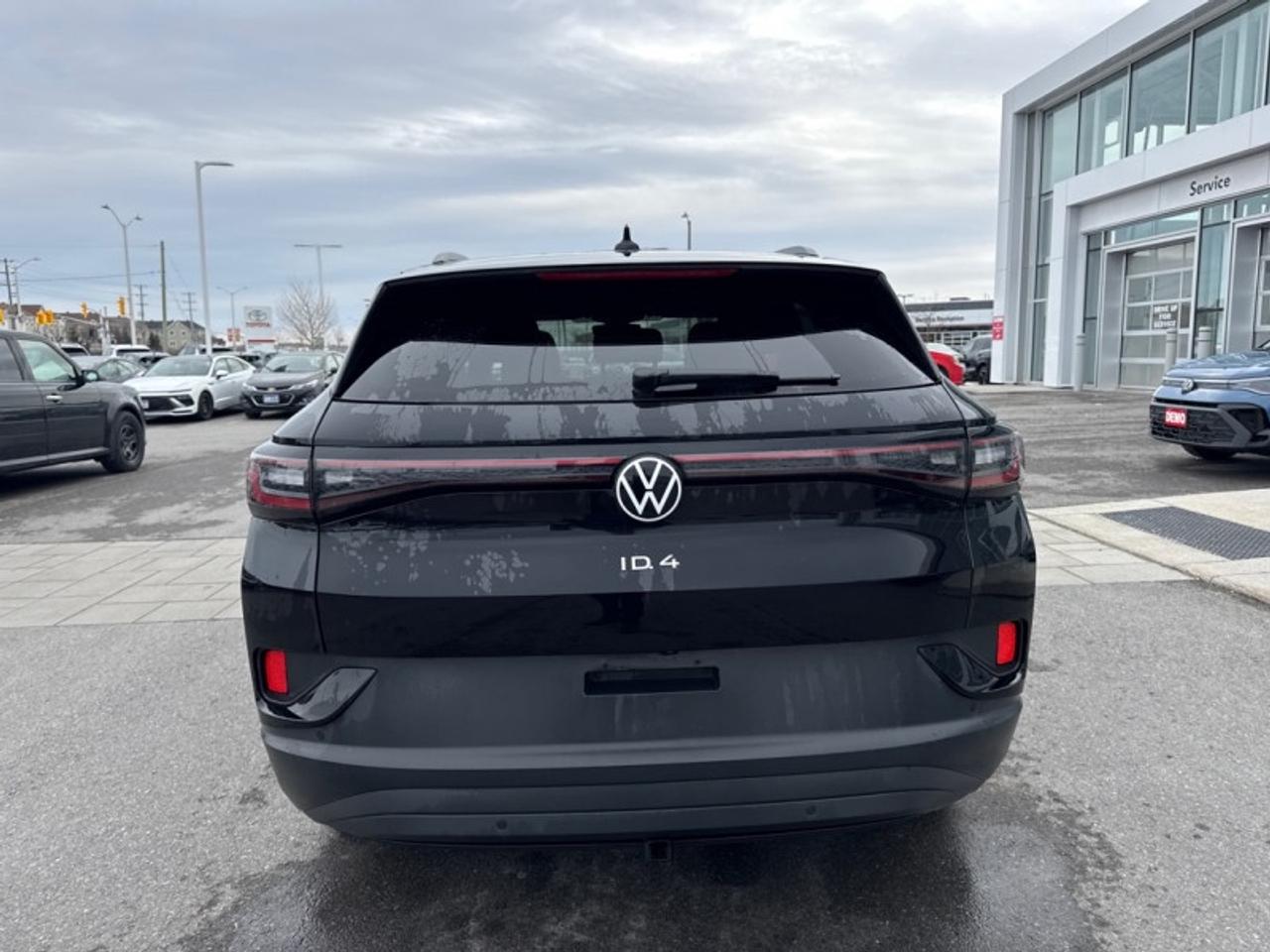 2024 Volkswagen ID.4 Pro AWD  - Certified - Tow Package Photo
