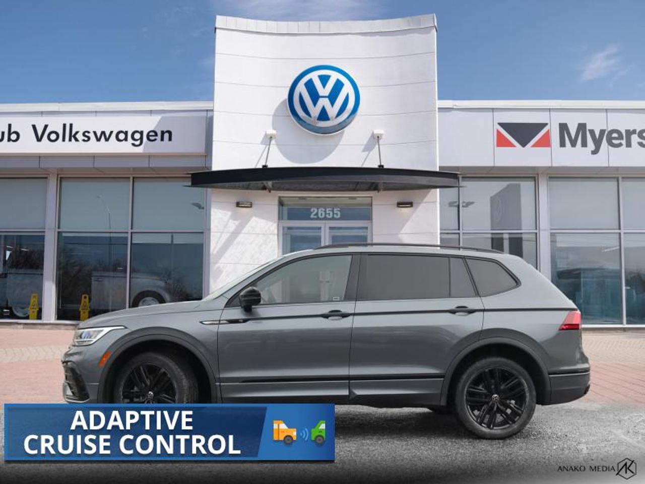 2022 Volkswagen Tiguan Comfortline R-Line Black Edition Photo