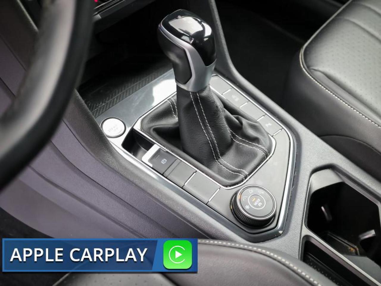 2022 Volkswagen Tiguan Comfortline R-Line Black Edition Photo