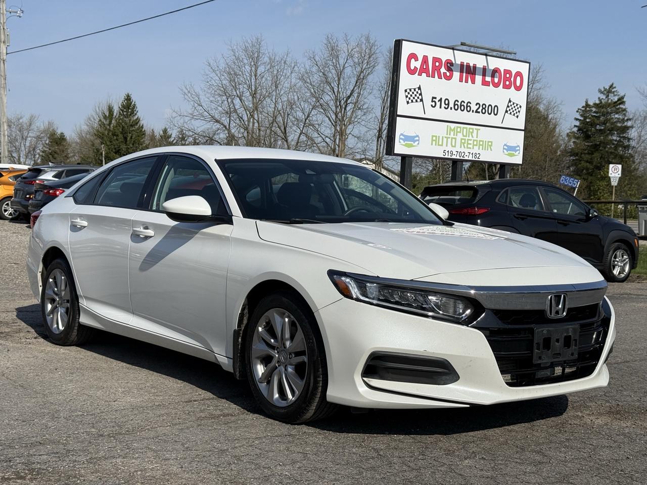 2018 Honda Accord LX Photo0