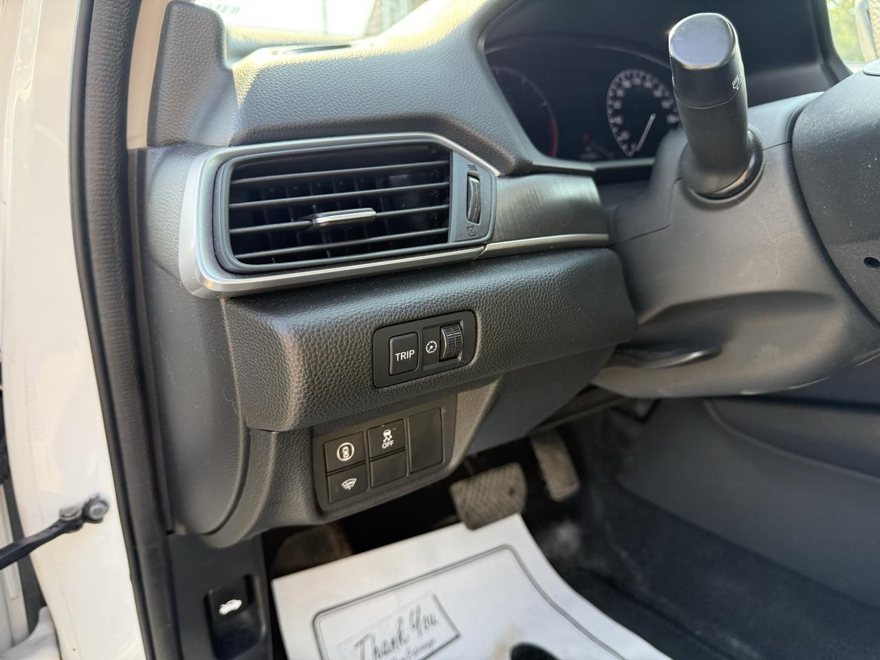 2018 Honda Accord LX Photo